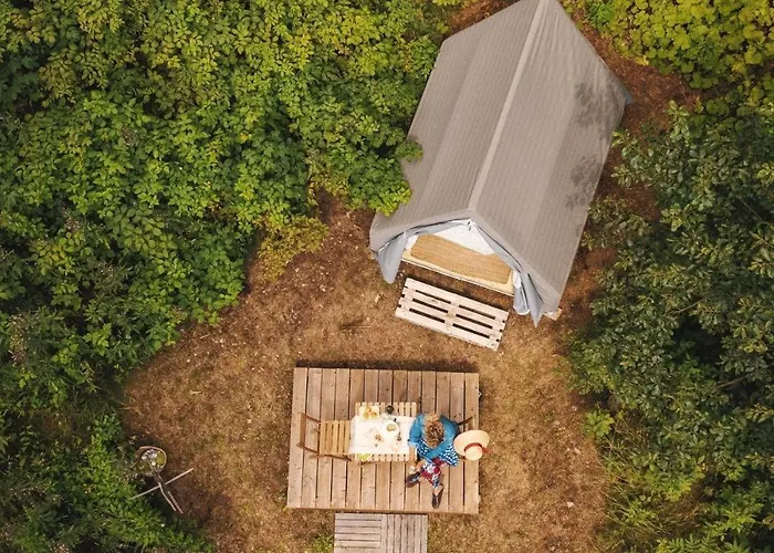 Campo de lujo Arya *